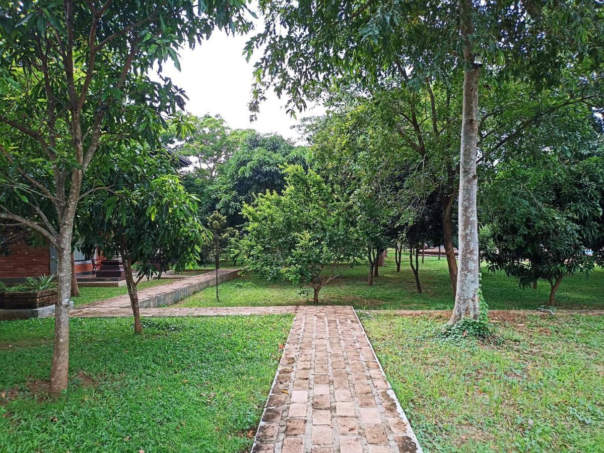 Kaveri Resort Sigiriya Exterior foto